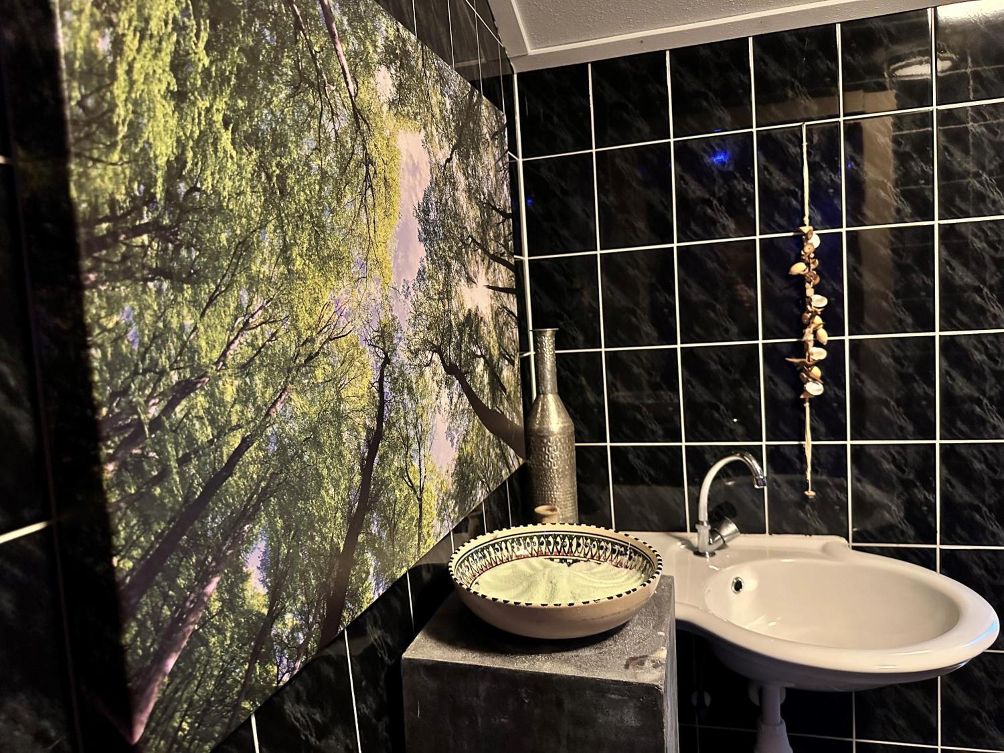 Maroah Spa En Wellness Overnachting บอกซ์เทล ภายนอก รูปภาพ